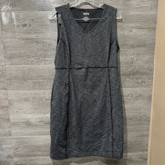Duluth Trading Co Womens Stretch Sleeveless Athletic Sheath Dress Sz Small - Picture 1 of 5